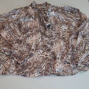 LIKE NEW joie Silver/White Snakeskin Print Long Sleeved Button Front Blouse